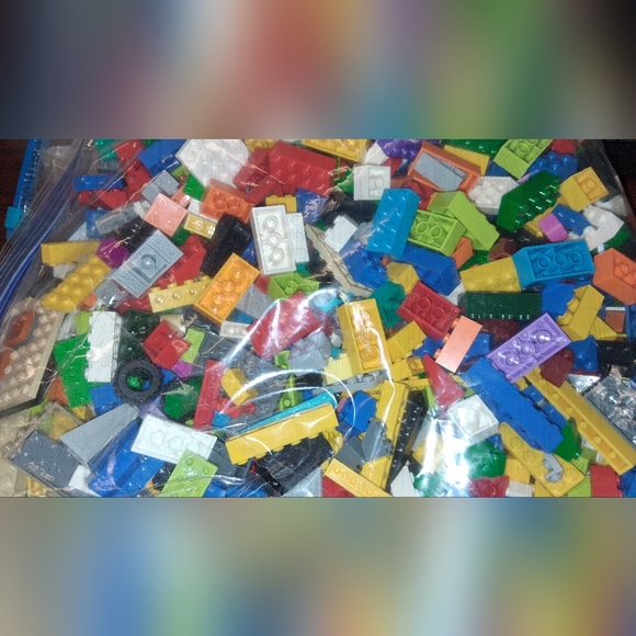3lbs. Bulk Legos Bundle - Picture 7 of 7